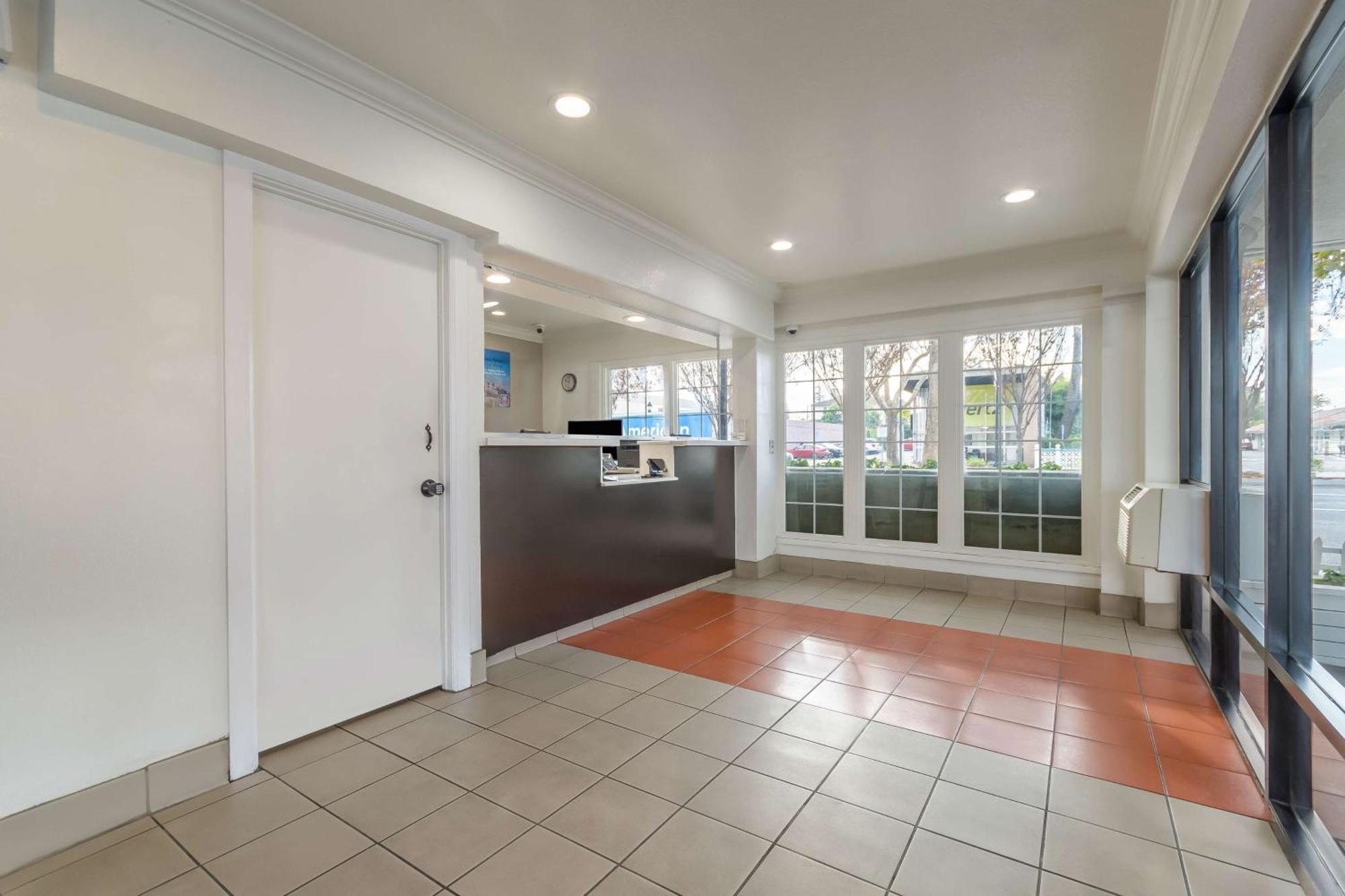 Motel 6-San Jose, Ca - Convention Center Exterior photo